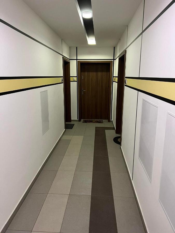 Ferienwohnung Big Forest Apartman Debrecen Exterior foto