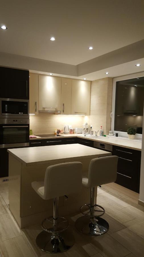 Ferienwohnung Big Forest Apartman Debrecen Exterior foto